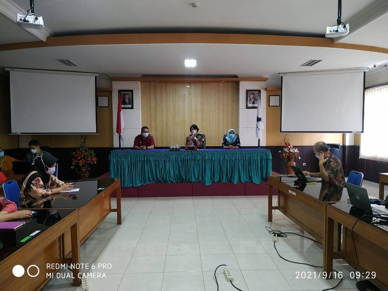 TIM DKJPS RSJ MUTIARA SUKMA LAKSANAKAN WORKSHOP DI BADAN POM MATARAM